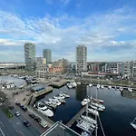 Penthouse Residentie Mercator, Apartamento Ostend