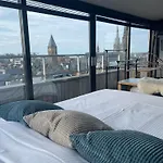 Penthouse Residentie Mercator, Apartamento