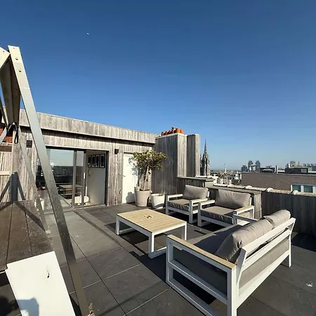 Penthouse Residentie Mercator, Apartamento