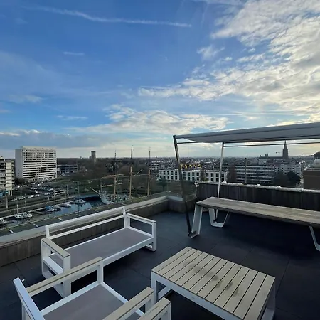 Penthouse Residentie Mercator, Apartamento